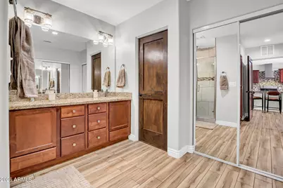 2405 N 27th Place, Phoenix, AZ 85008 - Photo 14