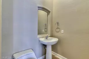 7527 E Sunnyvale Dr, Scottsdale, AZ 85258 - Photo 10