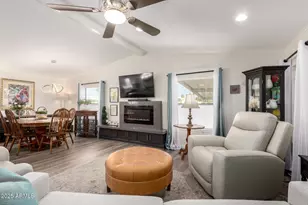 2233 E Behrend Dr, Phoenix, AZ 85024 - Photo 20