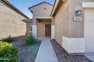 7123 W Palo Verde Dr, Glendale, AZ 85303 - Photo 4