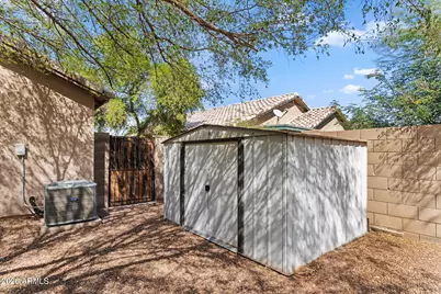 15011 W Hearn Road, Surprise, AZ 85379 - Photo 32