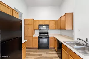 15011 W Hearn Rd, Surprise, AZ 85379 - Photo 14