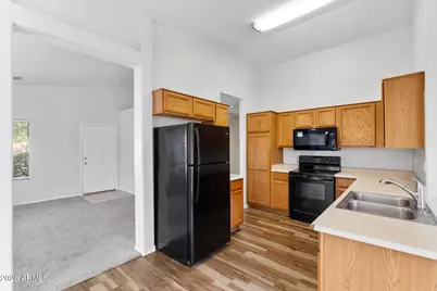 15011 W Hearn Road, Surprise, AZ 85379 - Photo 2
