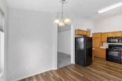 15011 W Hearn Road, Surprise, AZ 85379 - Photo 8