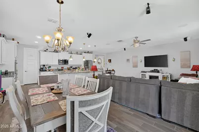 22303 N 100th Lane, Peoria, AZ 85383 - Photo 12