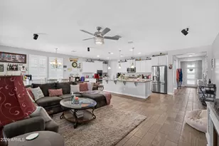 22303 N 100th Ln, Peoria, AZ 85383 - Photo 14