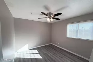 6301 W Earll Dr, Phoenix, AZ 85033 - Photo 6