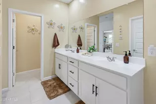 24886 N 173rd Ln, Surprise, AZ 85387 - Photo 30