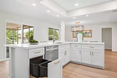 9326 W Willowbrook Drive, Sun City, AZ 85373 - Photo 14