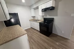 2034 W Cactus Rd, Phoenix, AZ 85029 - Photo 2
