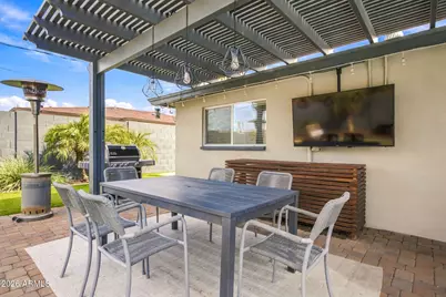 8314 E Turney Avenue, Scottsdale, AZ 85251 - Photo 32