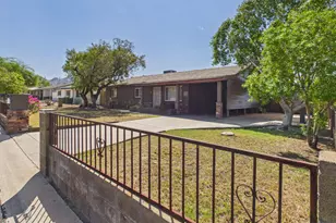1201 E Griswold Rd, Phoenix, AZ 85020 - Photo 4