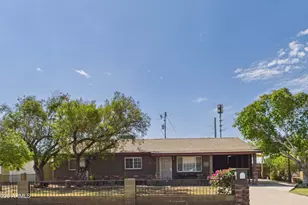 1201 E Griswold Rd, Phoenix, AZ 85020 - Photo 1