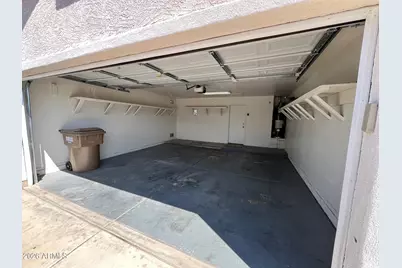 11231 W Golden Lane, Peoria, AZ 85345 - Photo 38