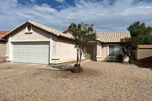 11231 W Golden Ln, Peoria, AZ 85345 - Photo 2
