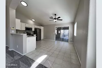 11231 W Golden Lane, Peoria, AZ 85345 - Photo 8