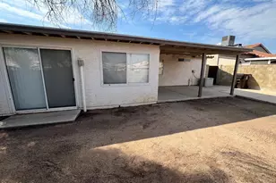 11231 W Golden Ln, Peoria, AZ 85345 - Photo 46