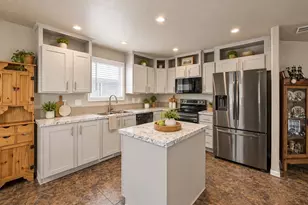10960 N 67th Ave, Glendale, AZ 85304 - Photo 2