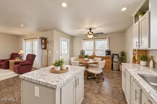 10960 N 67th Ave, Glendale, AZ 85304 - Photo 8