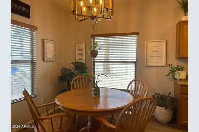 17216 W Desert Lane W, Surprise, AZ 85388 - Photo 10