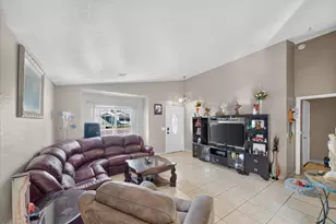 1725 E Pueblo Ave, Phoenix, AZ 85040 - Photo 4