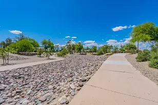 9941 W Tonopah Dr, Peoria, AZ 85382 - Photo 36