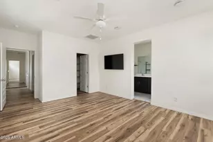 221 E Balsam Dr, Chandler, AZ 85286 - Photo 26
