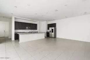 221 E Balsam Dr, Chandler, AZ 85286 - Photo 12