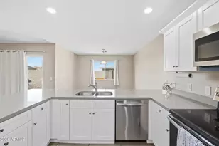 8301 W Coronado Dr, Arizona City, AZ 85123 - Photo 16