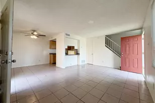 5039 N 39th Ln, Phoenix, AZ 85019 - Photo 4
