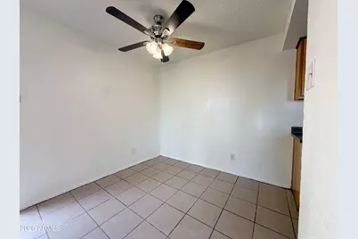 5039 N 39th Lane, Phoenix, AZ 85019 - Photo 6
