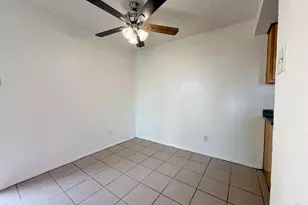 5039 N 39th Ln, Phoenix, AZ 85019 - Photo 6