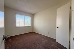 5039 N 39th Ln, Phoenix, AZ 85019 - Photo 14