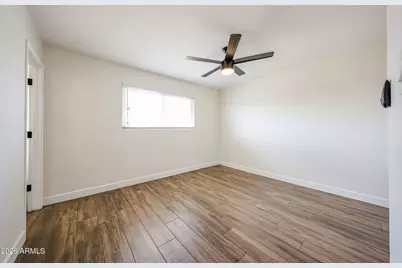 3813 W Meadowbrook Avenue, Phoenix, AZ 85019 - Photo 16
