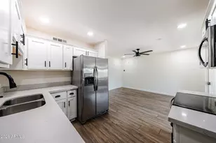 3813 W Meadowbrook Ave, Phoenix, AZ 85019 - Photo 10