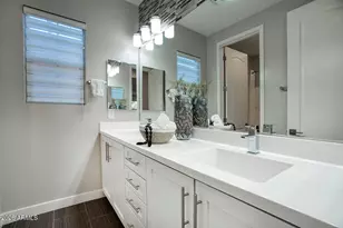 4542 E Vista Bonita Dr, Phoenix, AZ 85050 - Photo 24