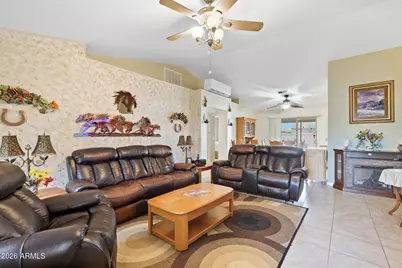 10426 W Catalina Drive, Arizona City, AZ 85123 - Photo 4