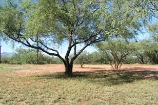275 E Old Church Rd, Huachuca City, AZ 85616 - Photo 26