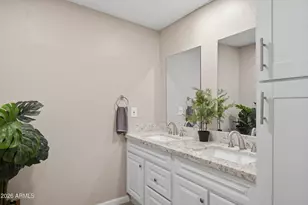 6444 E Sheridan St, Scottsdale, AZ 85257 - Photo 12