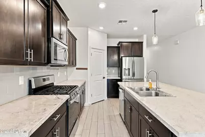 12645 W Orangewood Avenue, Glendale, AZ 85307 - Photo 10