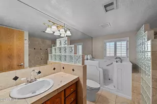 5039 W Misty Willow Ln, Glendale, AZ 85310 - Photo 32