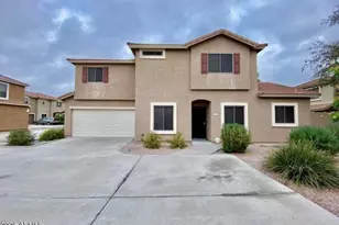 4056 E Abraham Ln, Phoenix, AZ 85050 - Photo 2