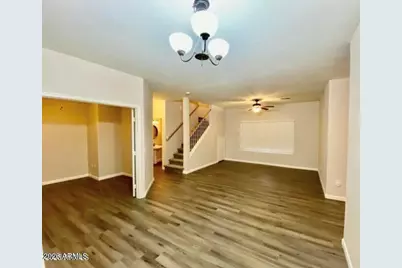 4056 E Abraham Lane, Phoenix, AZ 85050 - Photo 4