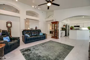 20648 N 41st Ln, Glendale, AZ 85308 - Photo 10