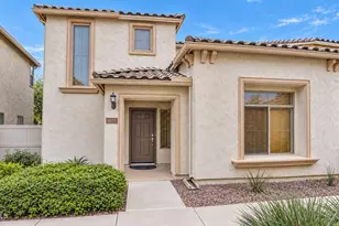1935 W Busoni Pl, Phoenix, AZ 85023 - Photo 1