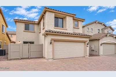 1935 W Busoni Place, Phoenix, AZ 85023 - Photo 2