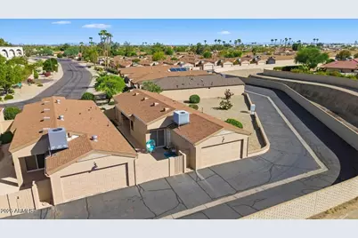 18602 N 136th Drive, Sun City West, AZ 85375 - Photo 4