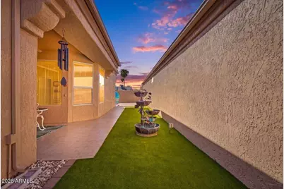 18602 N 136th Drive, Sun City West, AZ 85375 - Photo 2