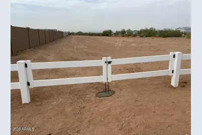 22218 W Dixileta Drive #-, Wittmann, AZ 85361 - Photo 2