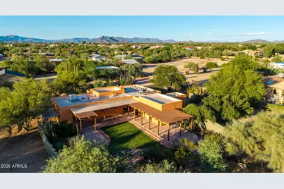 27218 N 46th Street, Cave Creek, AZ 85331 - Photo 2